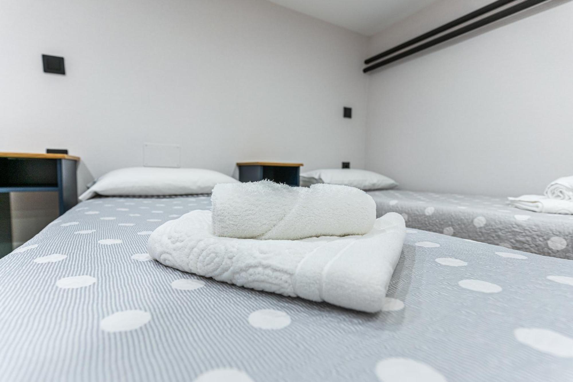 Cc Atocha Apartments 马德里 外观 照片